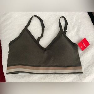 Spanx sports bra NWT